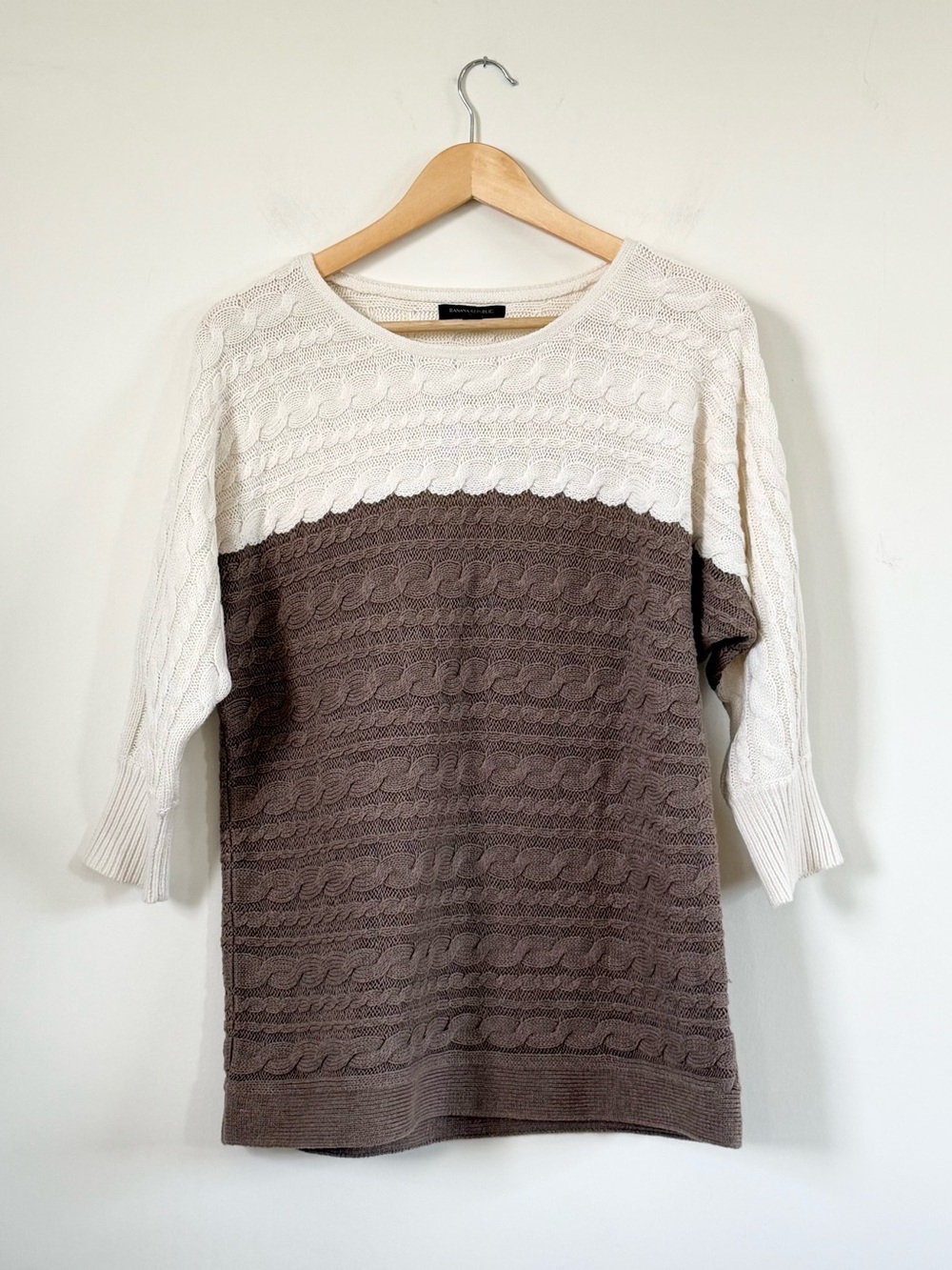 Banana Republic Cable Knit Colorblock Sweater Cream Brown Medium Boho Cozy